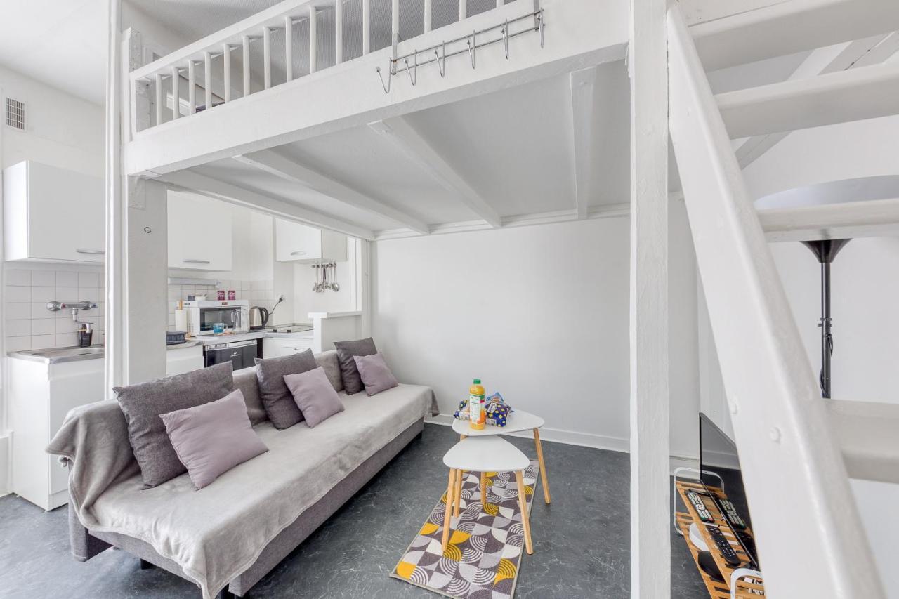 Ferienwohnung Joli Petit Studio A 200 M Du Tramway, Proche Paris, D'Orly, Rungis, Belle Epine Et Choisy Le Roi Thiais Exterior foto